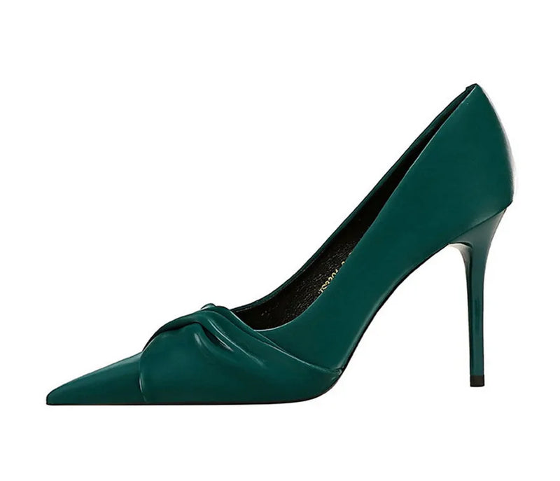 Sandália Pointy Toe com Salto Alto Stiletto