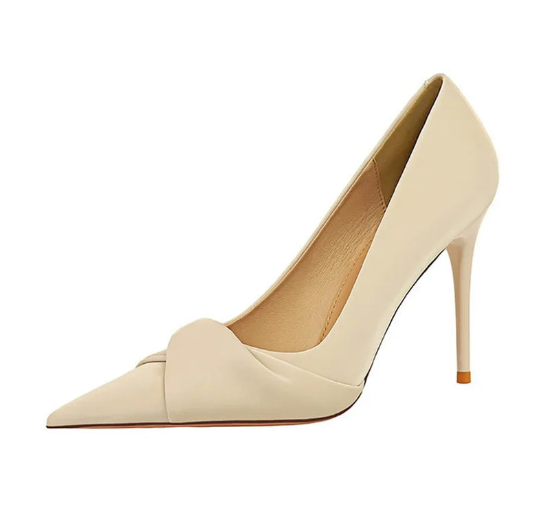 Sandália Pointy Toe com Salto Alto Stiletto